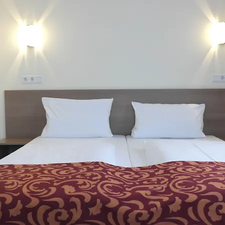 Dream Inn Hotel Regensburg Ost-2